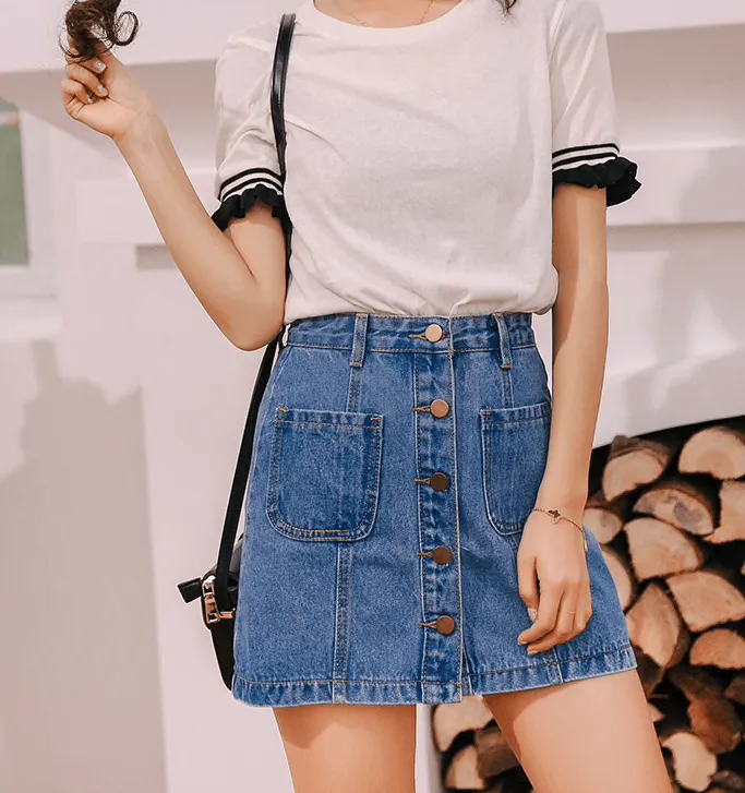 A  DENIM BUTTON-UP MINI