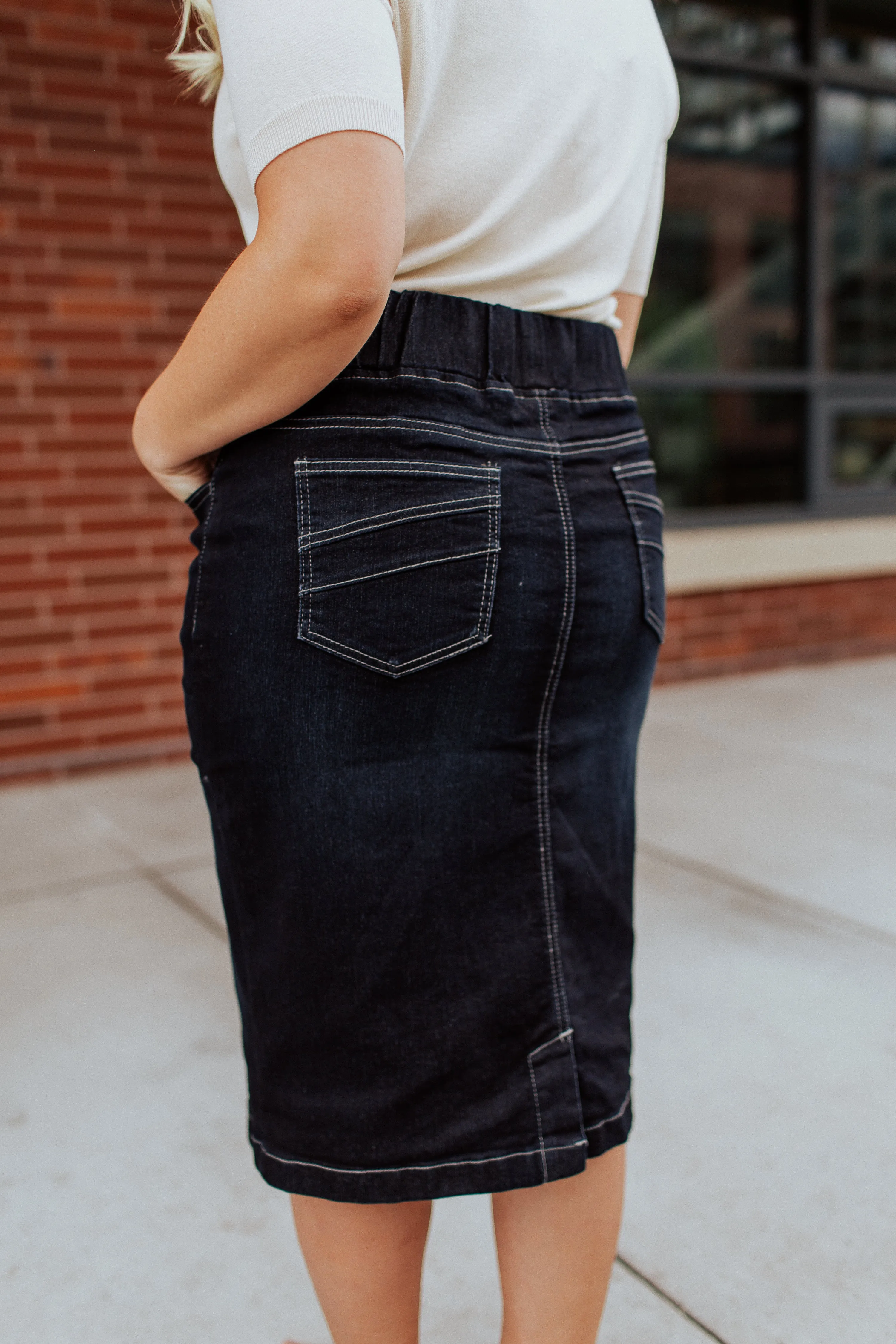 All Day Every Day Denim Skirt in VINTAGE WASH