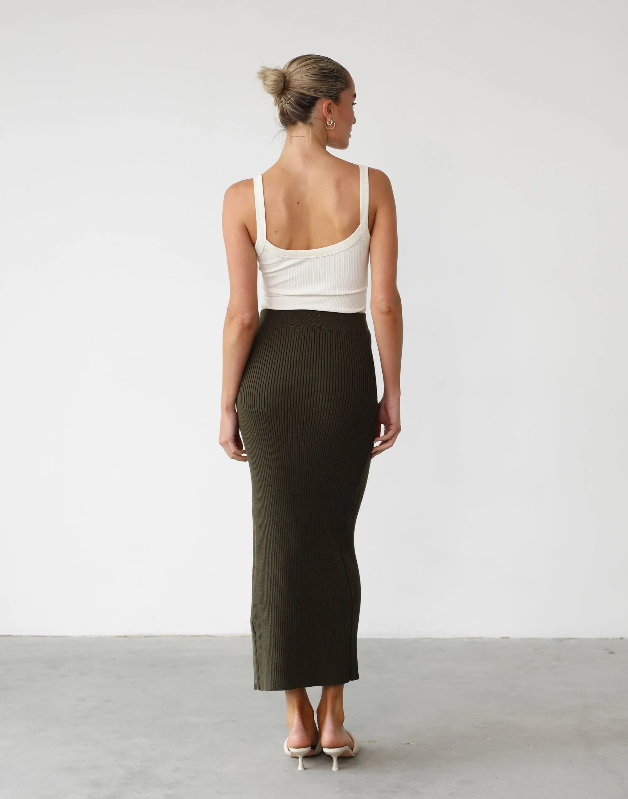 Esmie Maxi Skirt (Burnt Olive)