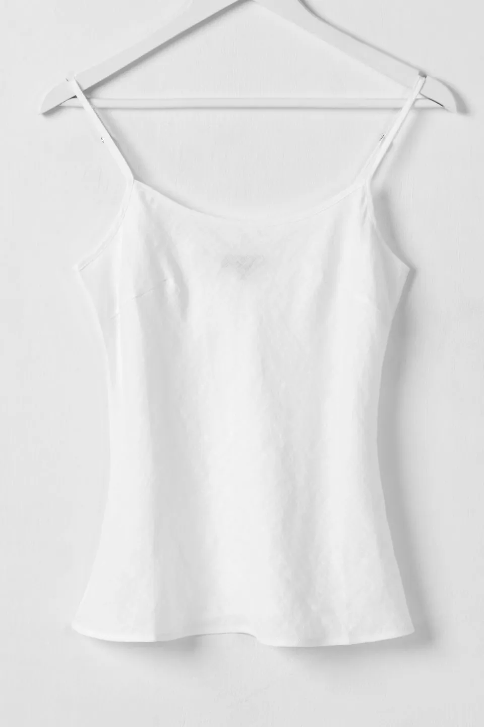 Sparkling Bias White Soft Linen Cami