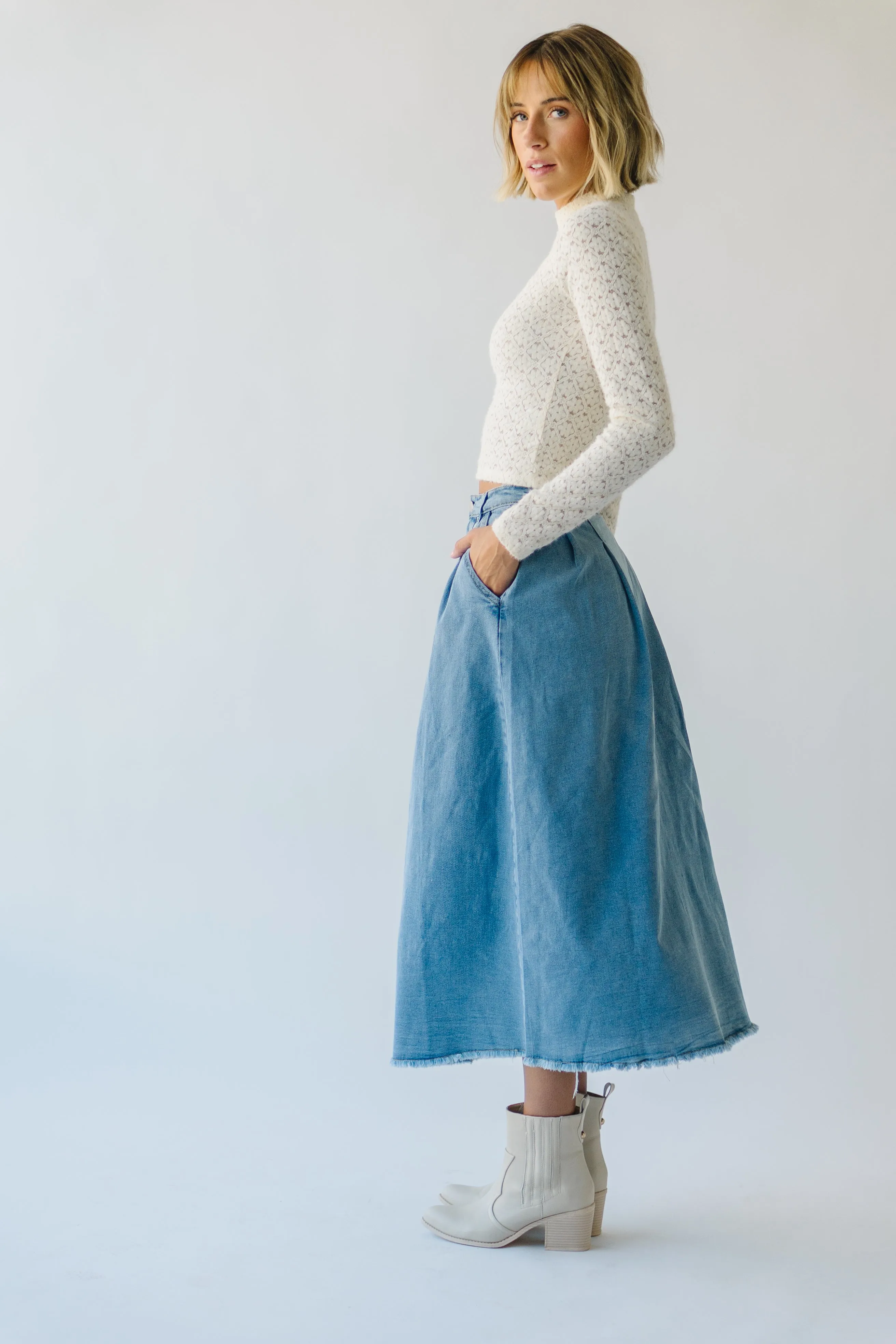 Sure! Here’s a more optimized title for the product:

Waleska Denim Pleated Maxi Skirt - Elegant, Versatile & Flattering Design