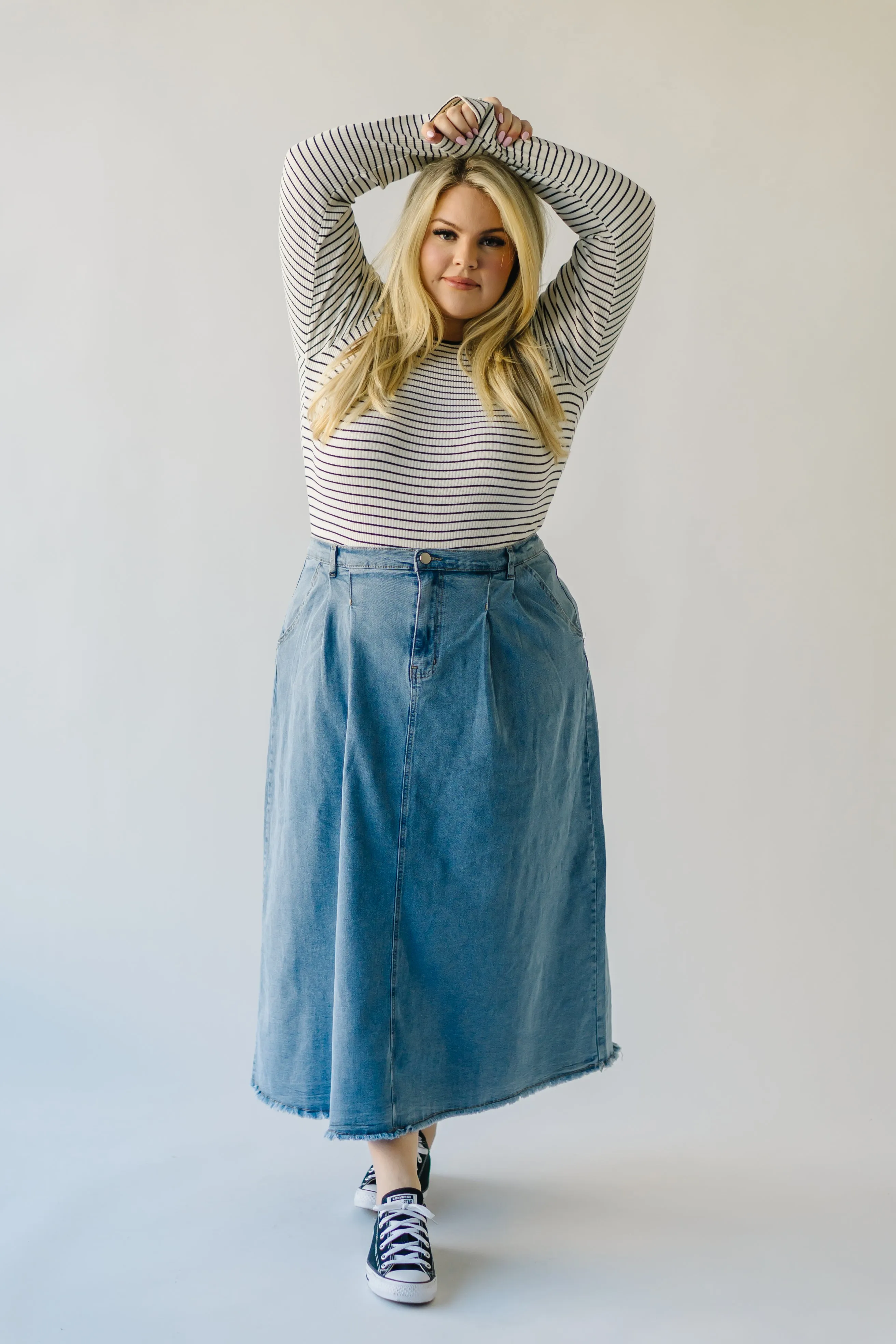 Sure! Here’s a more optimized title for the product:

Waleska Denim Pleated Maxi Skirt - Elegant, Versatile & Flattering Design