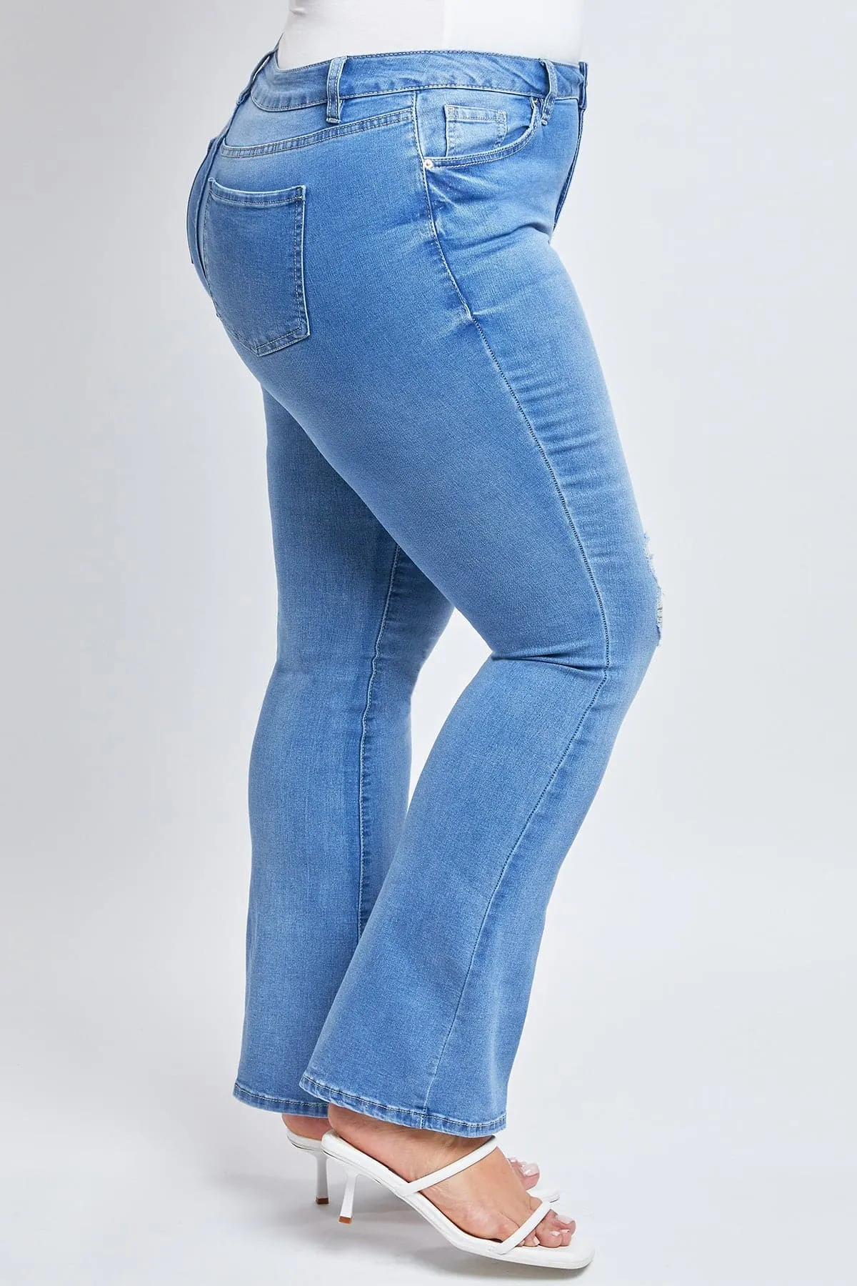 Women's  Plus Size Basic Flare Jeans