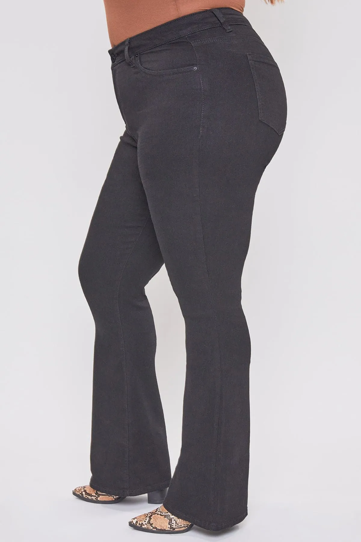 Women's  Plus Size Basic Flare Jeans